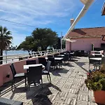 Vela Bianca H & R * Diano Marina