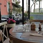 Vela Bianca H & R Diano Marina