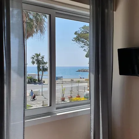 Vela Bianca H & R Otel