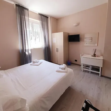 酒店 Vela Bianca H & R *