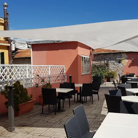 Ξενοδοχείο Vela Bianca H & R *